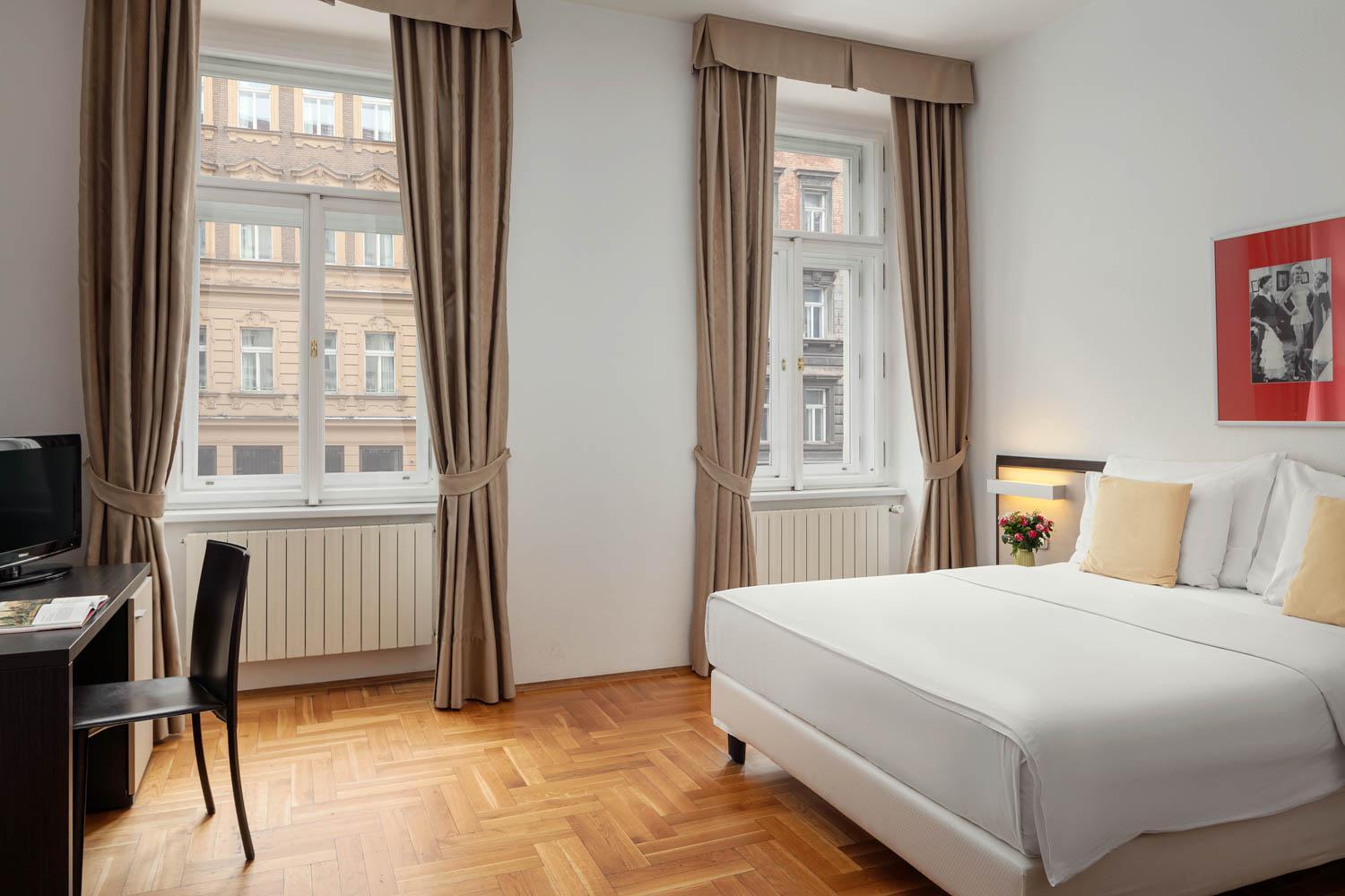 Hotel Praga 1 Eksteriør bilde